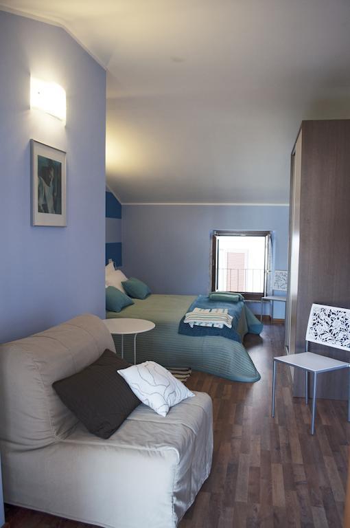 Di-Vinodormire La Morra Zimmer foto